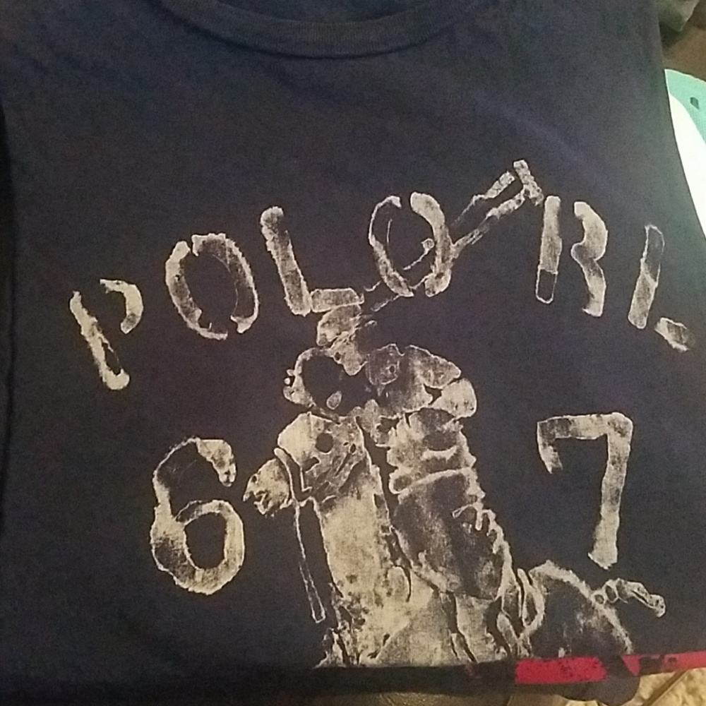 Short sleeved t shirt